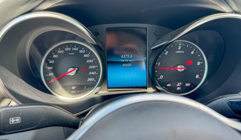 
								Mercedes Clase C200d Avantgarde 2018 Automatic full									