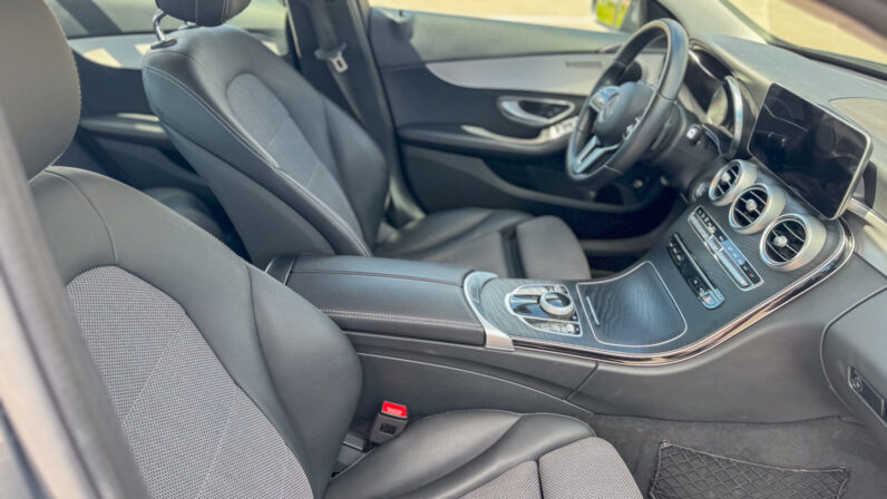 
								Mercedes Clase C200d Avantgarde 2018 Automatic full									