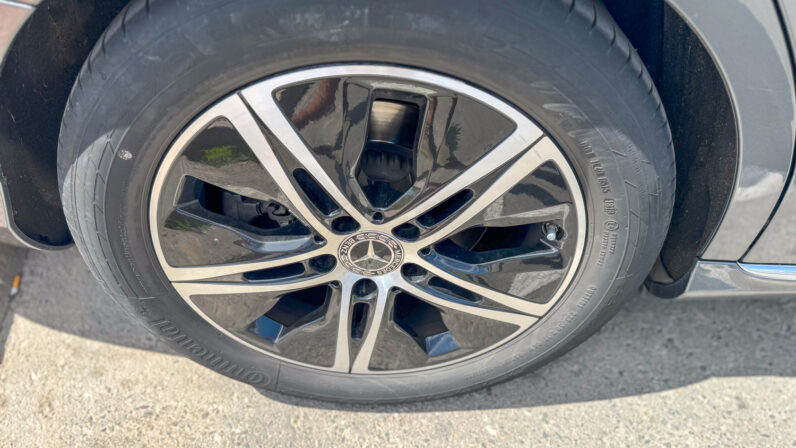 
								Mercedes Clase C200d Avantgarde 2018 Automatic full									