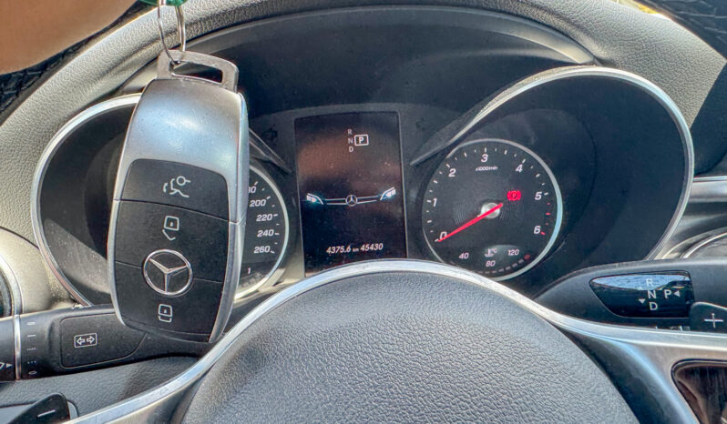 
								Mercedes Clase C200d Avantgarde 2018 Automatic full									
