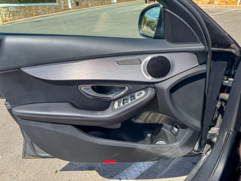 
								Mercedes Clase C200d Avantgarde 2018 Automatic full									