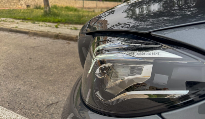 
								Mercedes Clase E200d 2019 Berlina full									