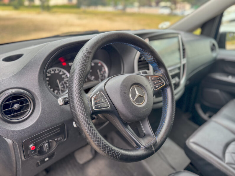 
								Mercedes Clase Vito Tourer 2016 full									