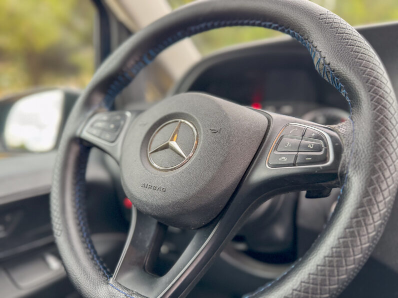
								Mercedes Clase Vito Tourer 2016 full									