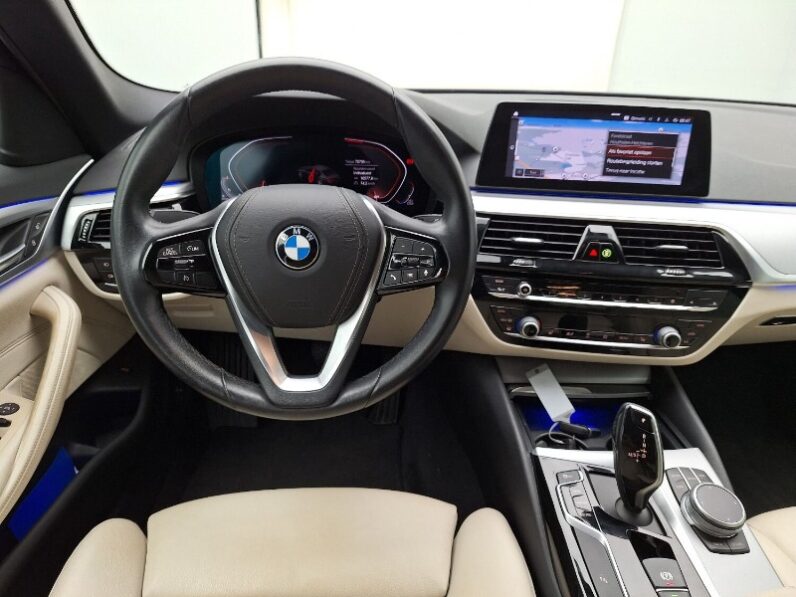 
								BMW, 5-serie ’16, BMW 5 Reeks Berline 520d 120kW Aut. 4d full									