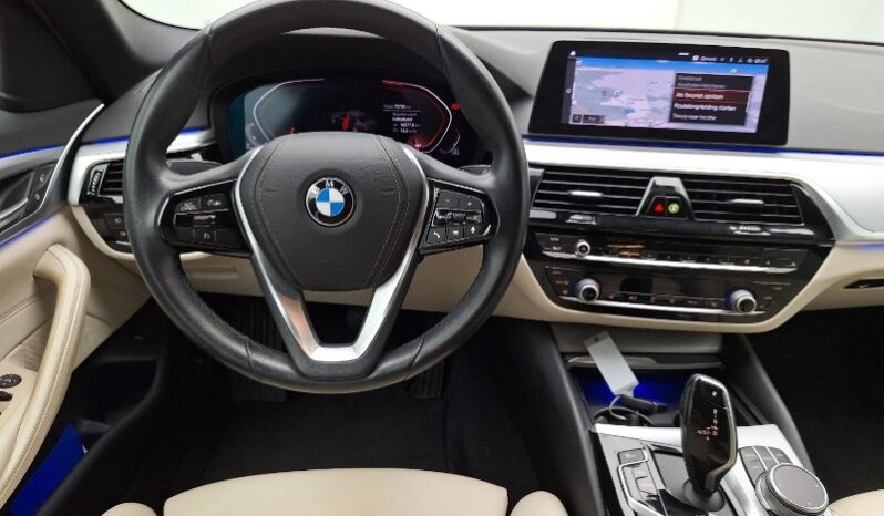 
								BMW, 5-serie ’16, BMW 5 Reeks Berline 520d 120kW Aut. 4d full									