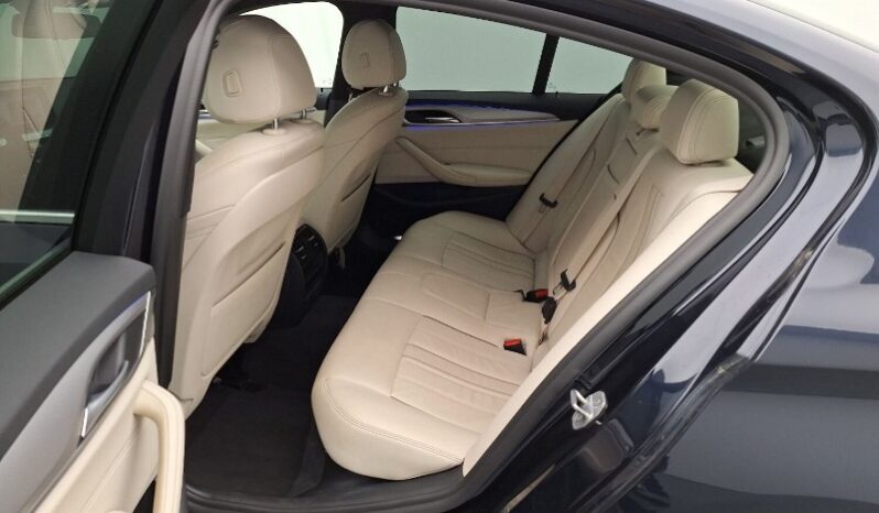 
								BMW, 5-serie ’16, BMW 5 Reeks Berline 520d 120kW Aut. 4d full									