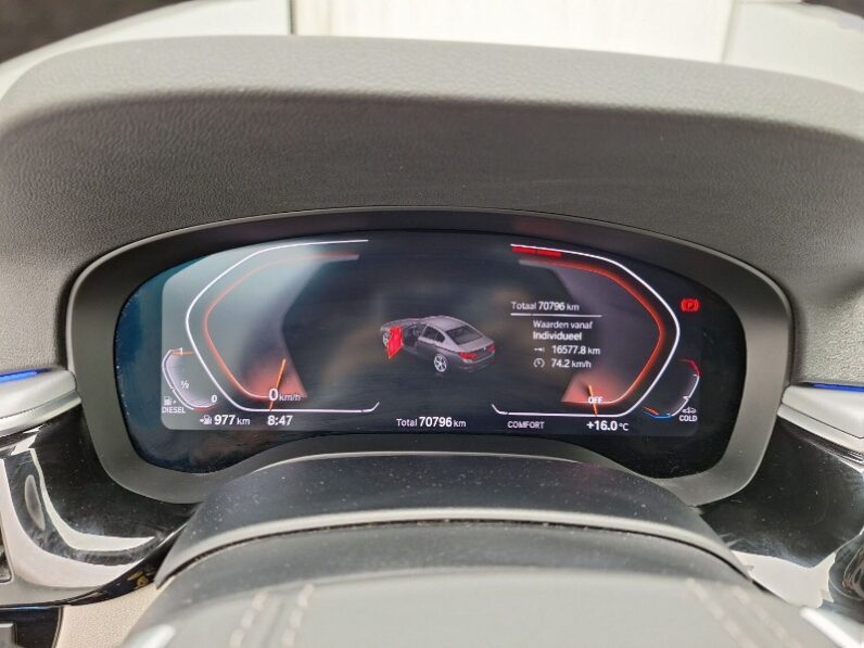 
								BMW, 5-serie ’16, BMW 5 Reeks Berline 520d 120kW Aut. 4d full									