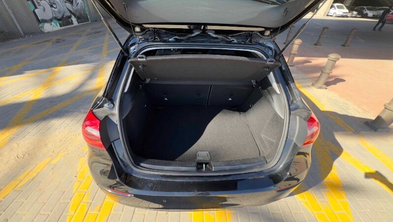 
								MERCEDES-BENZ Clase A 180d 8G-DCT 5 Puertas 2021 full									